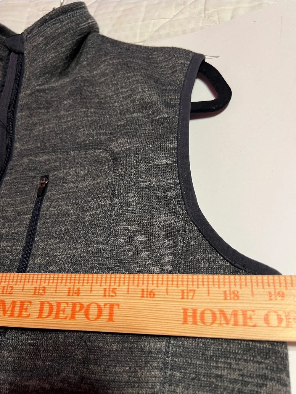Johnnie-O West Coast Men's Prep Full Zip Vest Size Medium